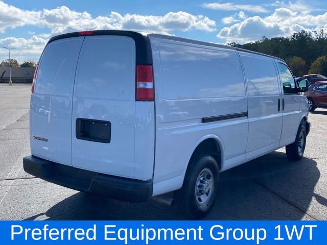 Certified 2024 Chevrolet Express 2500 Extended image 3