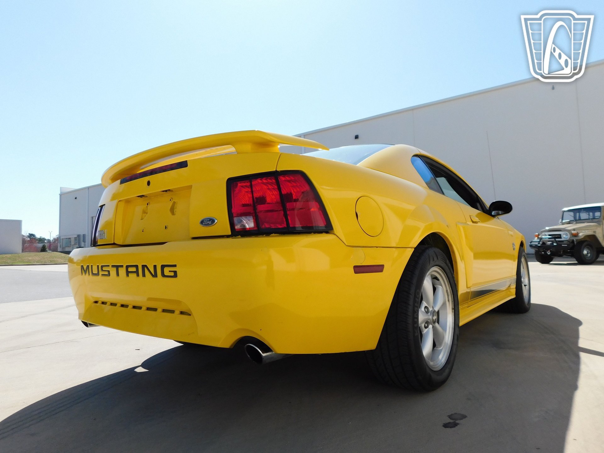 Used 2004 Ford Mustang Mach 1 RWD image 24
