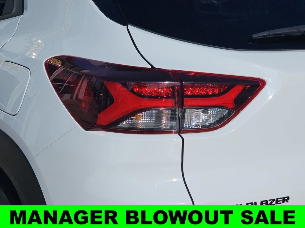 Used 2023 Chevrolet TrailBlazer RS image 40