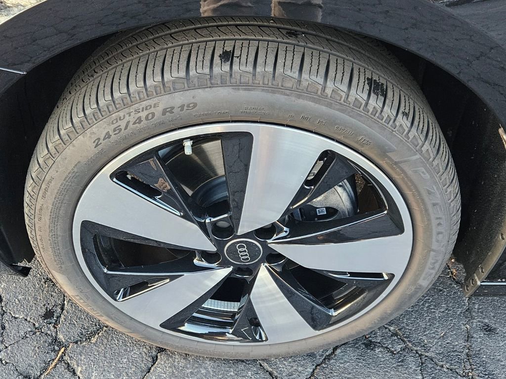 Certified 2025 Audi A5 2.0T Premium Plus w/ Premium Plus image 10