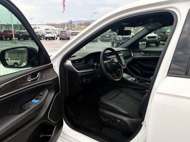 New 2026 Jeep Grand Cherokee Limited image 15