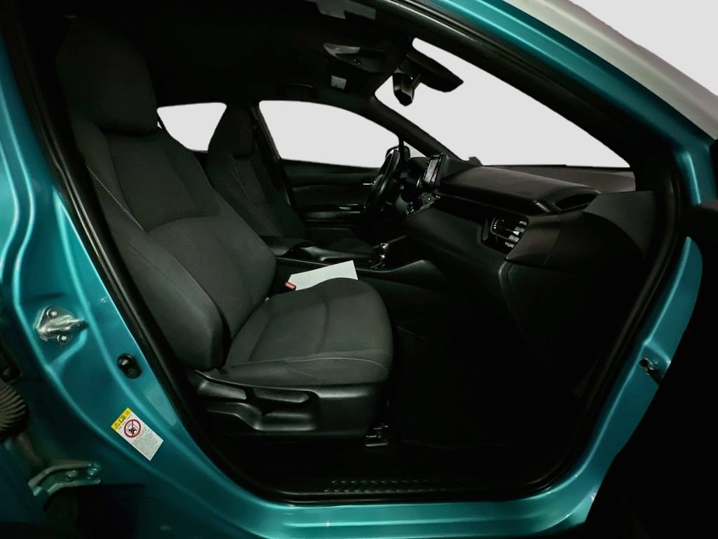 Used 2018 Toyota C-HR XLE FWD image 36