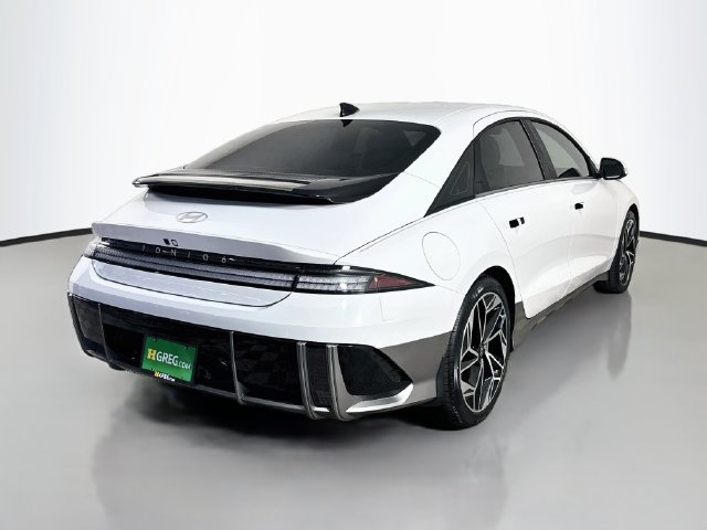 Used 2023 Hyundai Ioniq 6 SEL RWD image 10