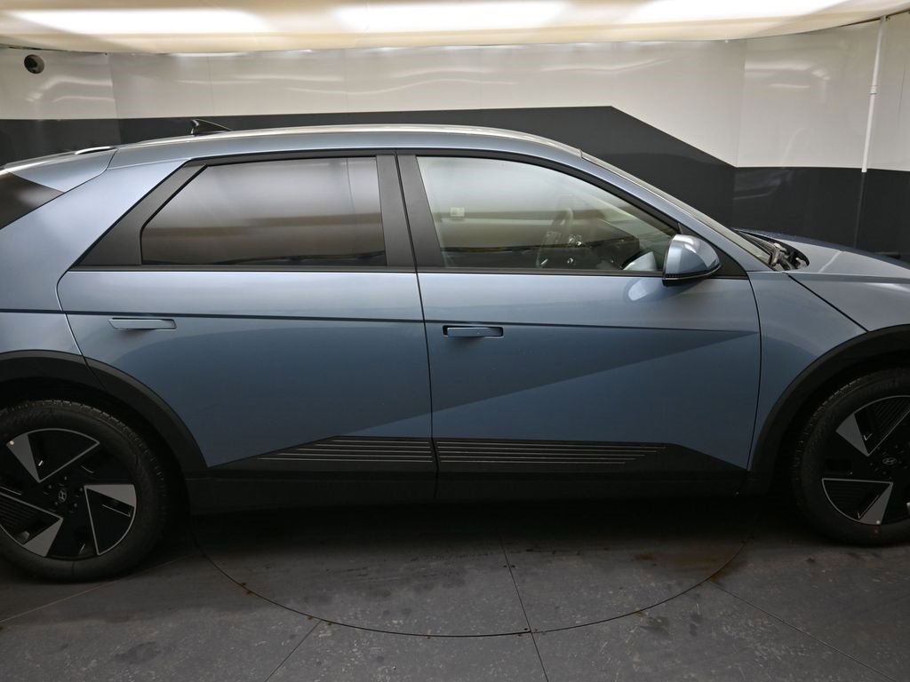 New 2026 Hyundai Ioniq 5 SEL image 7