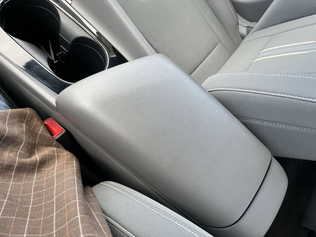Used 2023 Hyundai Elantra Blue FWD image 27