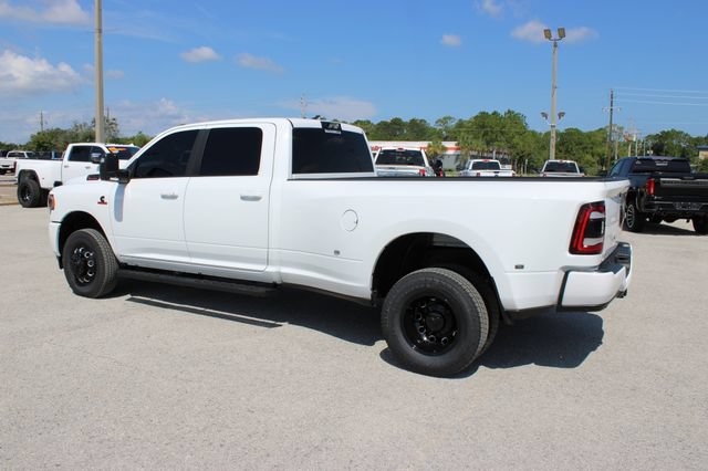 Used 2024 RAM 3500 Big Horn w/ Night Edition AWD/4WD image 7