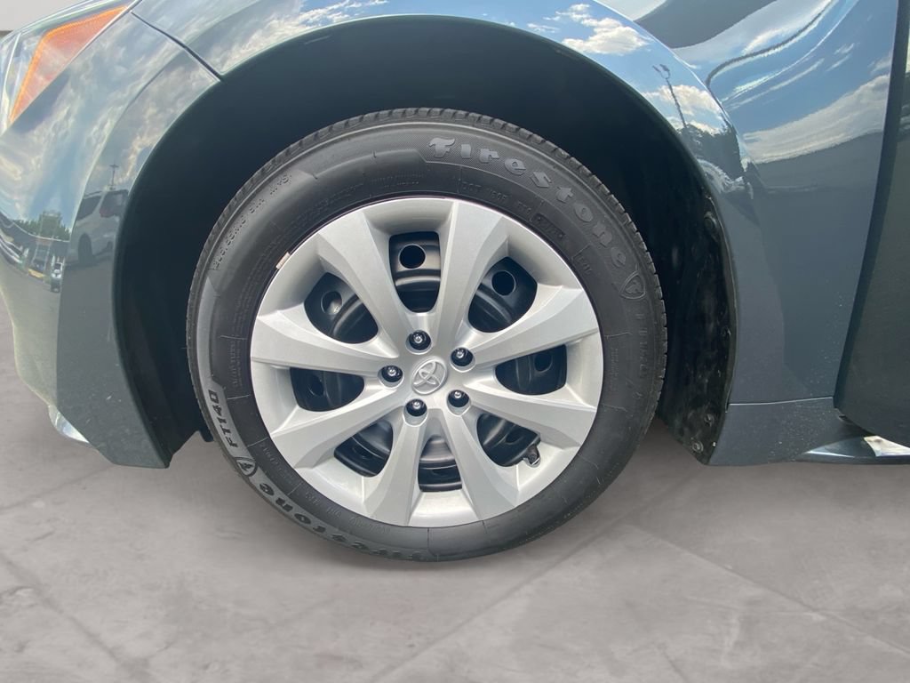 Used 2023 Toyota Corolla LE FWD image 14
