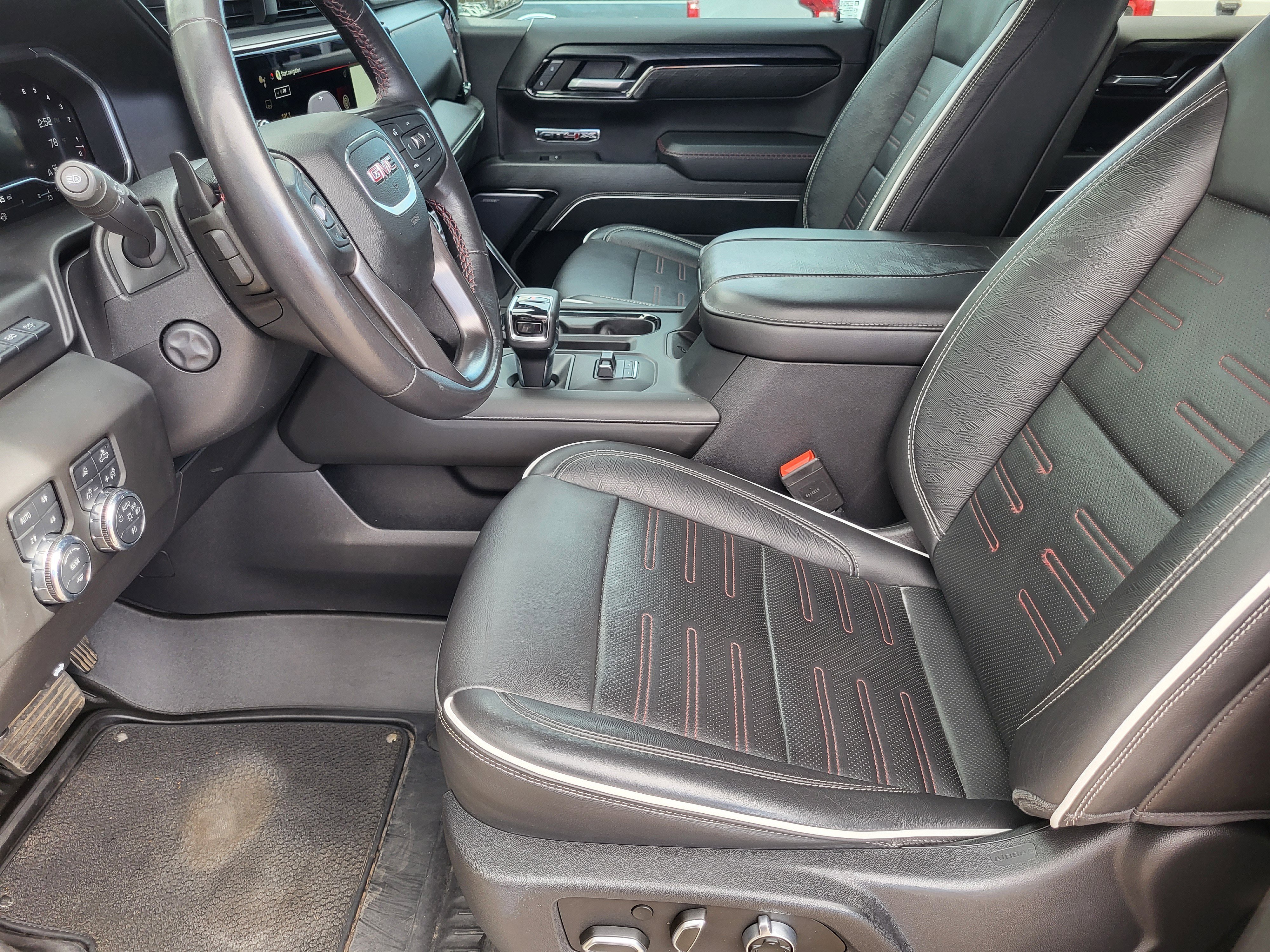 Used 2023 GMC Sierra 1500 AT4X image 10