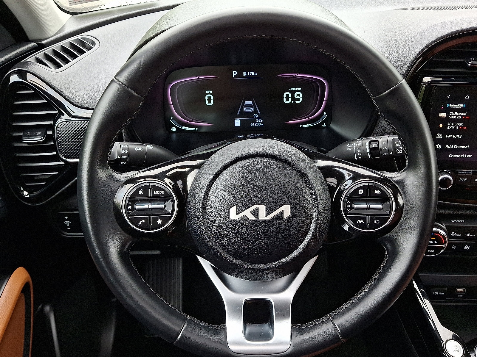 Used 2024 Kia Soul EX w/ Option Group 015 FWD image 20