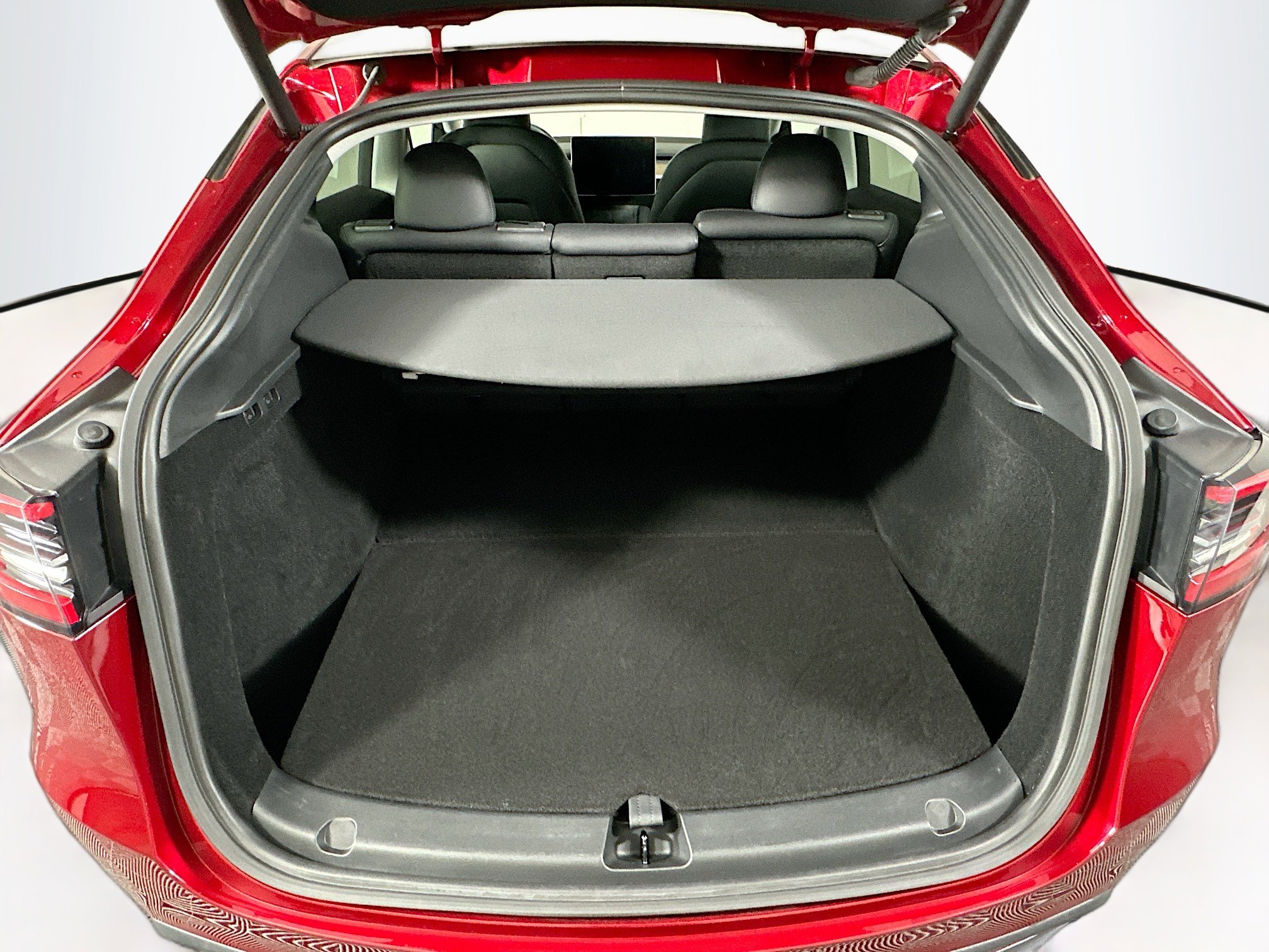 Used 2024 Tesla Model Y Performance image 27