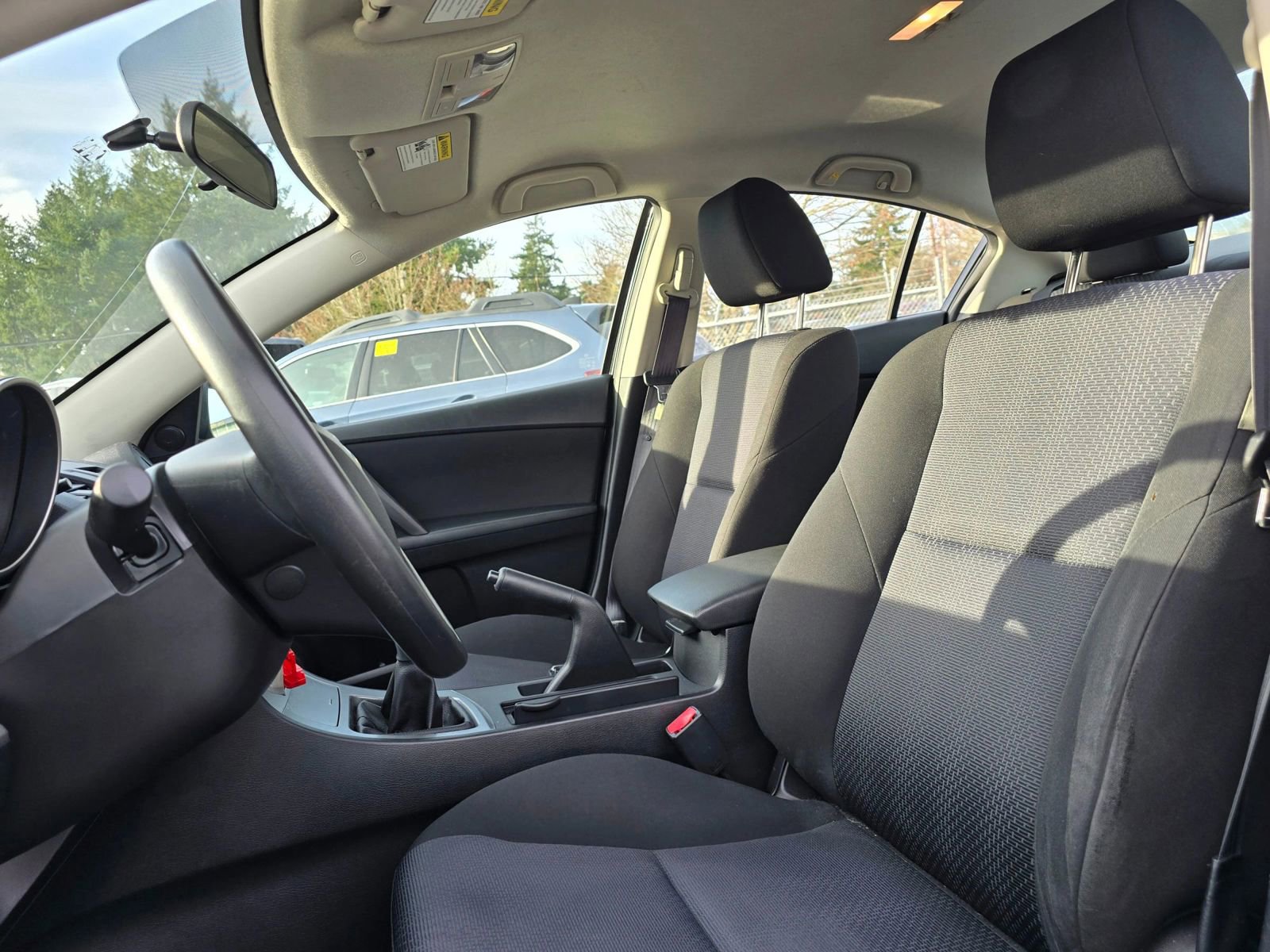 Used 2010 MAZDA MAZDA3 i Touring image 19