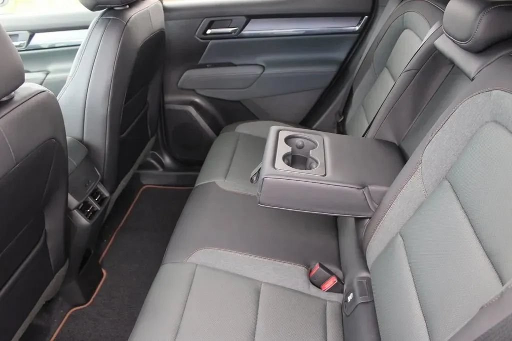New 2026 GMC Terrain AT4 AWD/4WD image 22