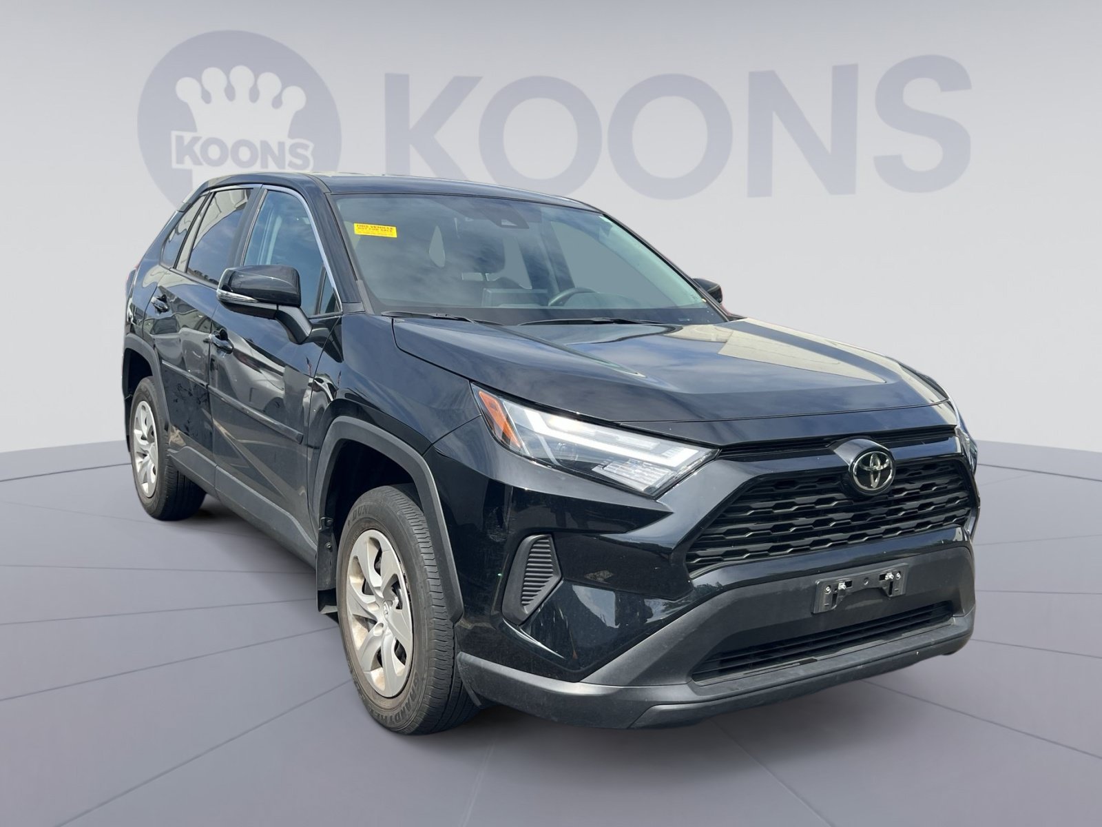 Used 2023 Toyota RAV4 LE AWD/4WD image 7
