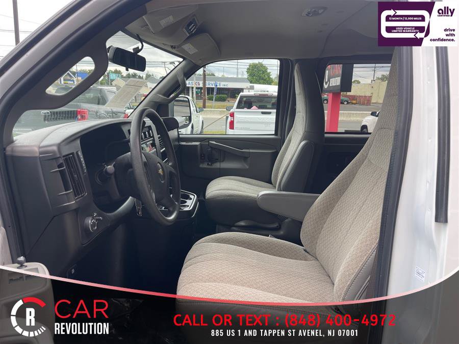 Used 2023 Chevrolet Express 3500 LS RWD image 13