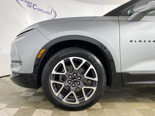 Certified 2023 Chevrolet Blazer RS w/ Enhanced Convenience Package AWD/4WD image 29