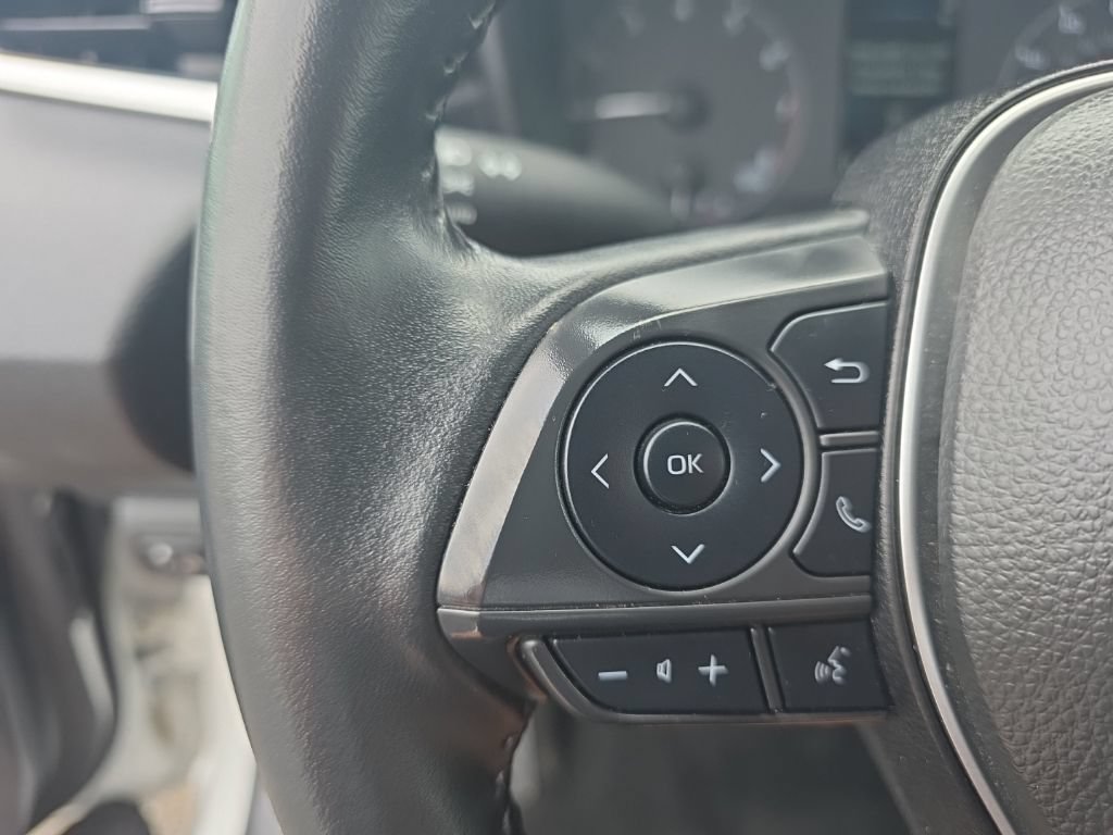 Used 2025 Toyota Corolla SE FWD image 16