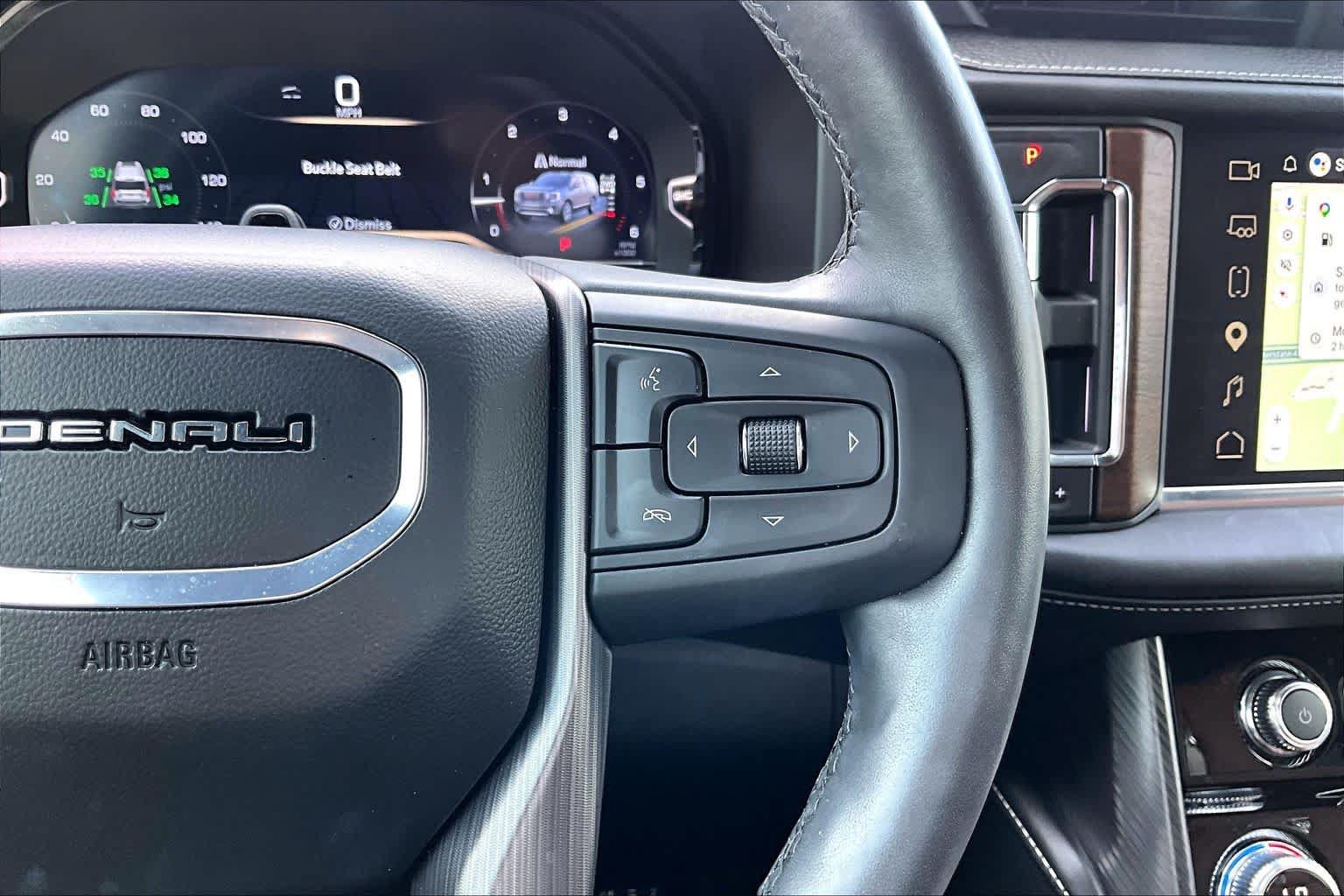 Used 2024 GMC Yukon XL Denali Ultimate AWD/4WD image 25