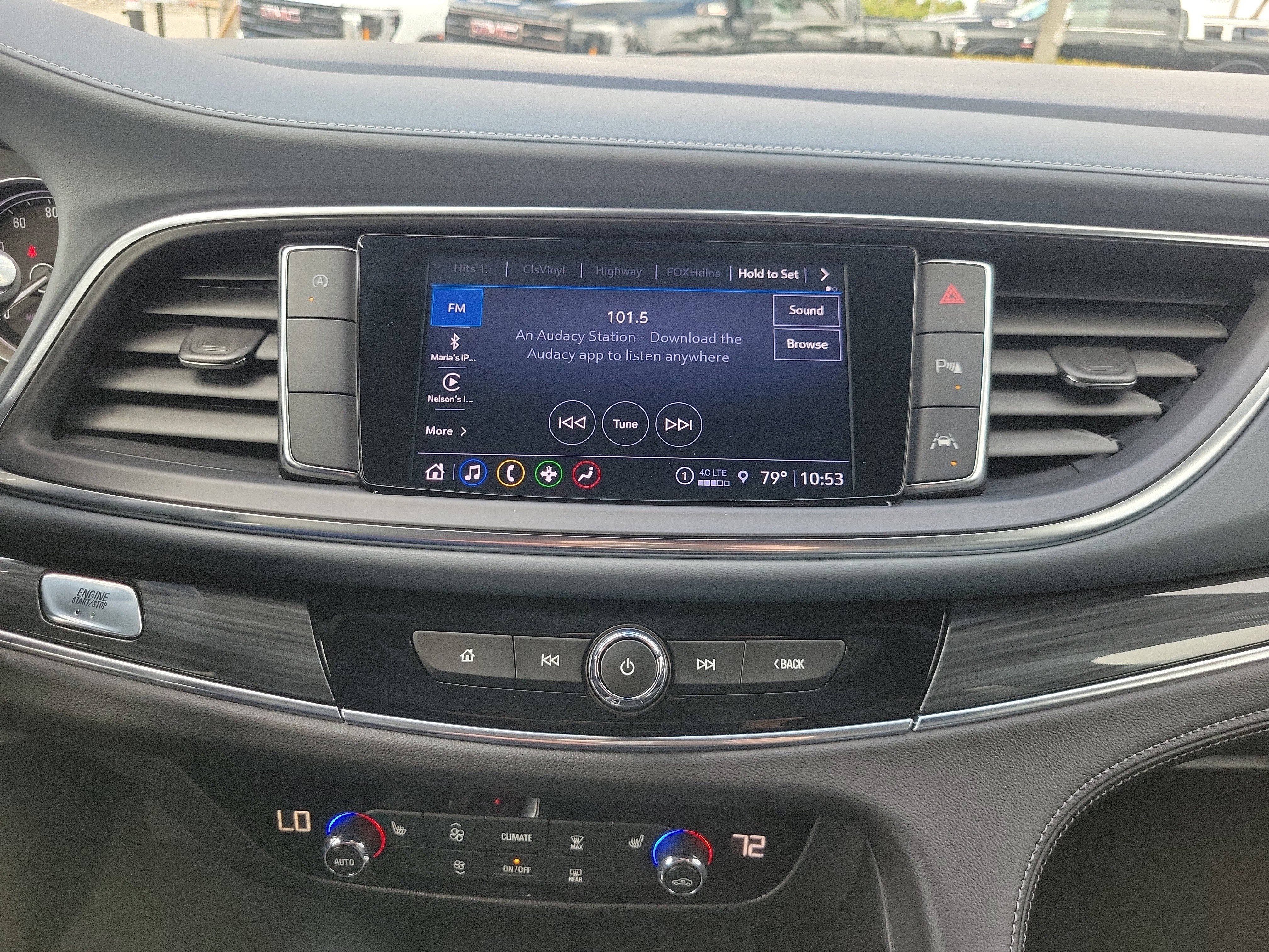 Used 2024 Buick Enclave Essence image 21