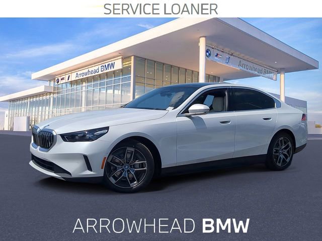 Used 2025 BMW i5 eDrive40i w/ Executive Package image 1