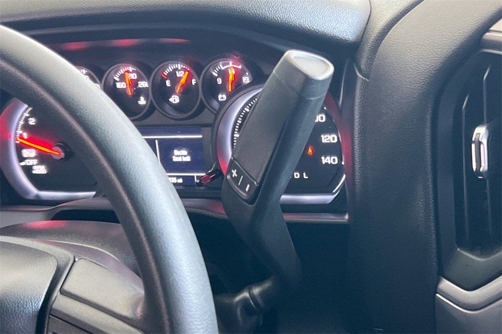 Used 2024 Chevrolet Silverado 1500 Custom image 24