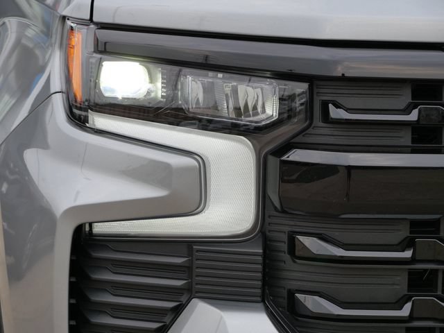 Used 2026 Chevrolet Silverado 1500 RST w/ Redline Edition AWD/4WD image 9