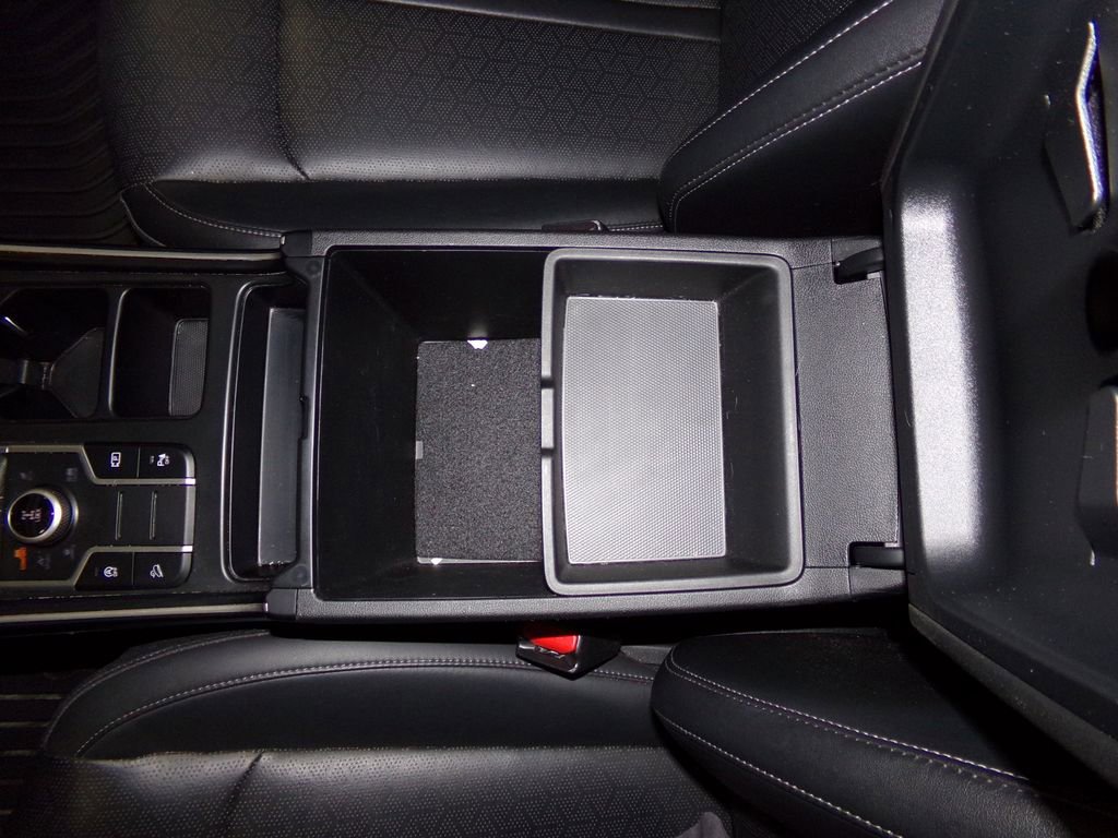 Used 2023 Kia Sorento S w/ Panoramic Sunroof Package image 24