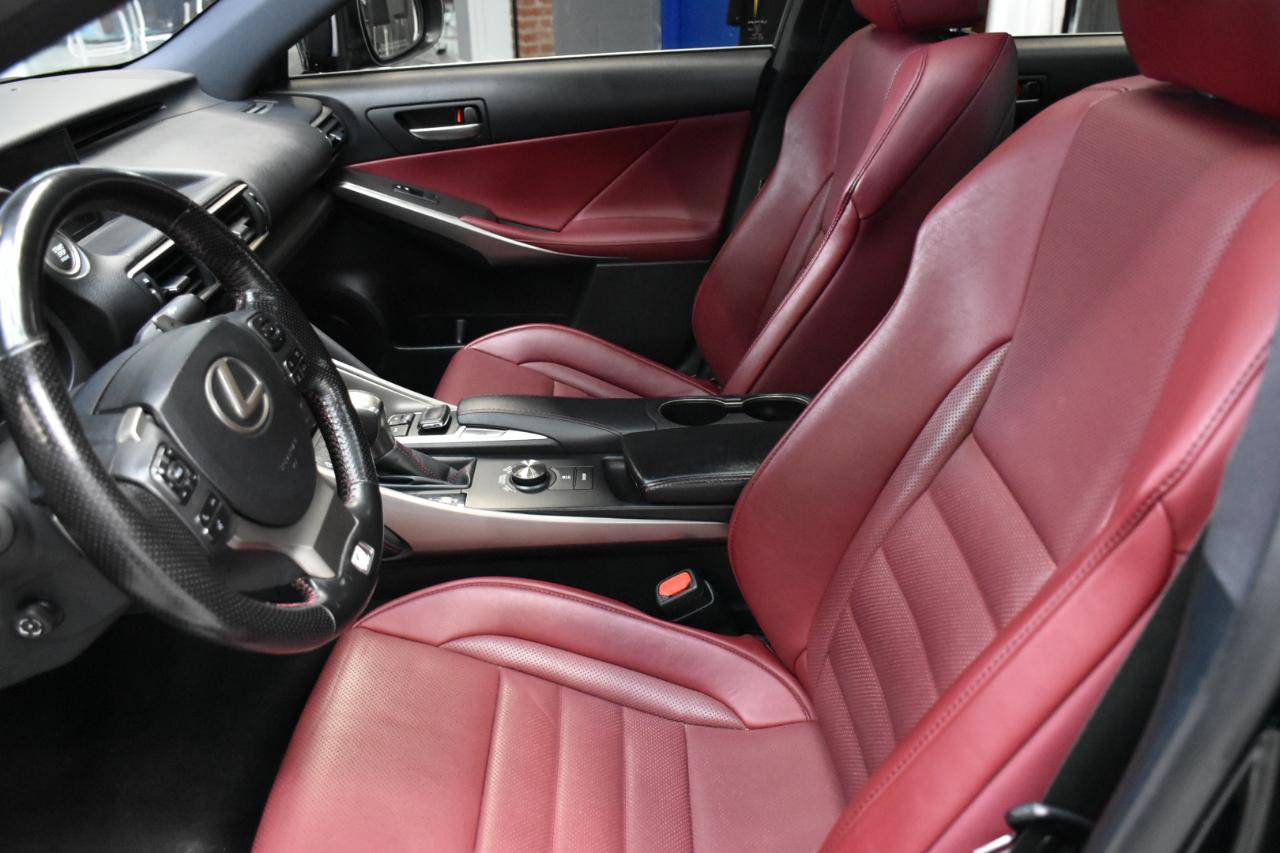 Used 2018 Lexus IS 350 AWD image 16