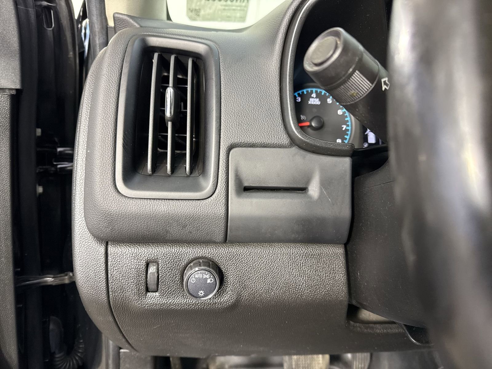 Used 2021 Chevrolet Colorado LT w/ Fleet Safety Package RWD image 14