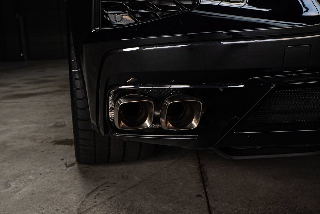 Used 2023 Chevrolet Corvette Stingray Premium Cpe w/ Engine Appearance Package RWD image 27