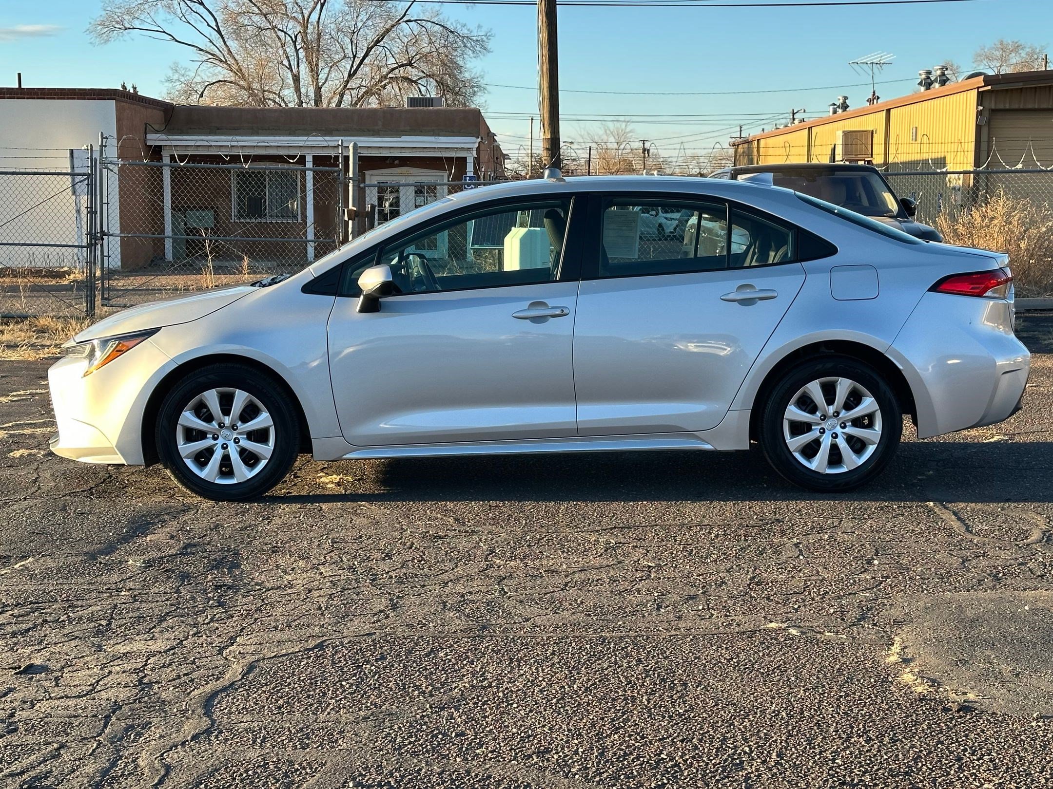 Used 2024 Toyota Corolla LE image 2