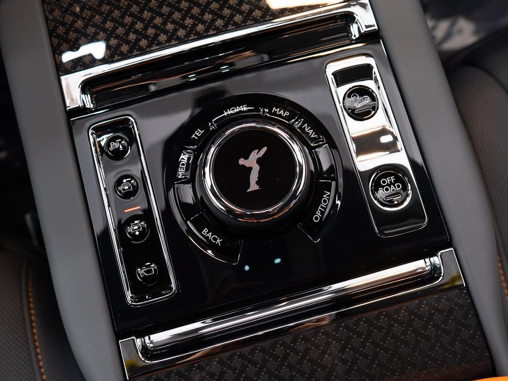 New 2027 Rolls-Royce Cullinan Black Badge AWD/4WD image 47