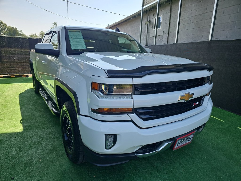 Used 2017 Chevrolet Silverado 1500 LT w/ True North Edition AWD/4WD image 1