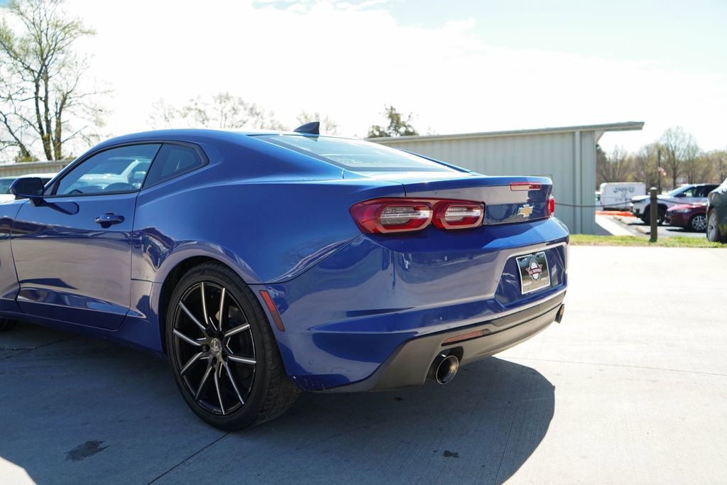 Used 2019 Chevrolet Camaro LT image 14