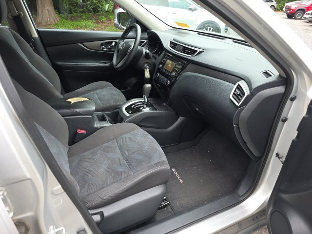 Used 2016 Nissan Rogue S FWD image 28