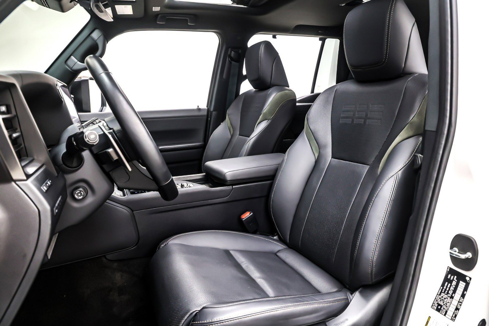 Used 2024 Lexus GX 550 image 18