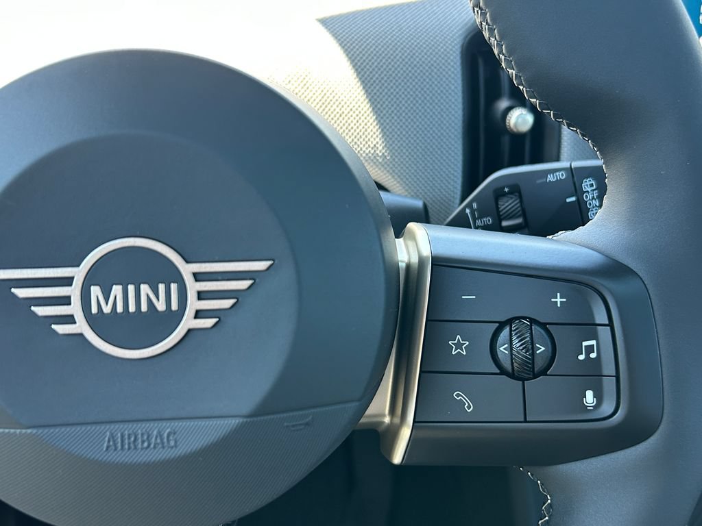 New 2026 MINI Cooper 4-Door Hardtop FWD image 20
