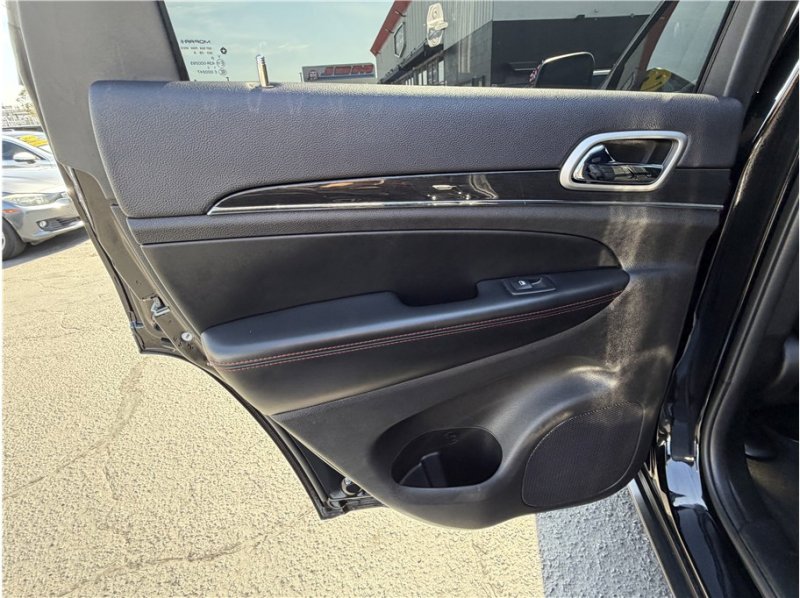 Used 2018 Jeep Grand Cherokee Trailhawk w/ Trailhawk Luxury Group image 20