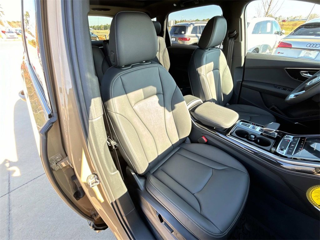 New 2025 Audi Q7 2.0T Premium Plus image 19