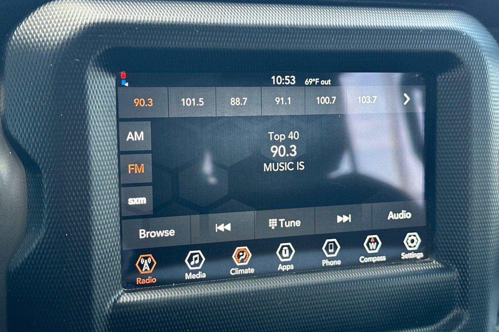 Used 2022 Jeep Wrangler Unlimited Sport image 20