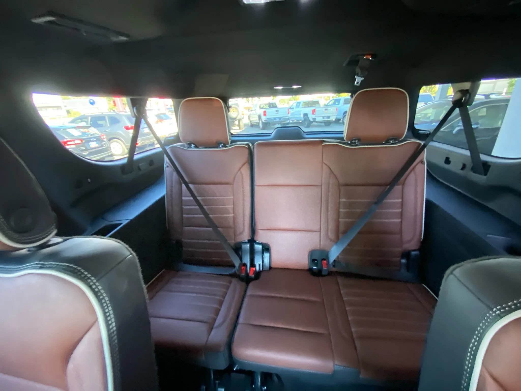 Used 2023 GMC Yukon XL Denali Ultimate image 30