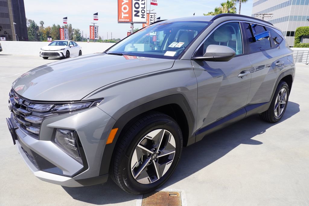 Used 2025 Hyundai Tucson SEL image 4