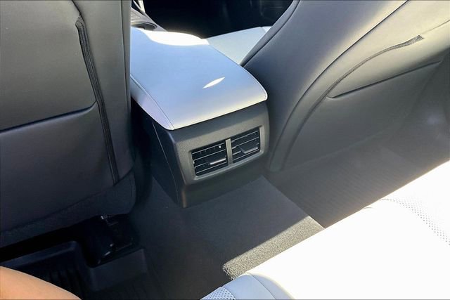 Used 2023 Lexus IS 500 image 10