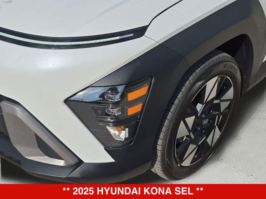 Used 2025 Hyundai Kona SEL FWD image 11