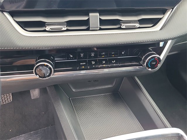 New 2026 Chevrolet Equinox LT image 33