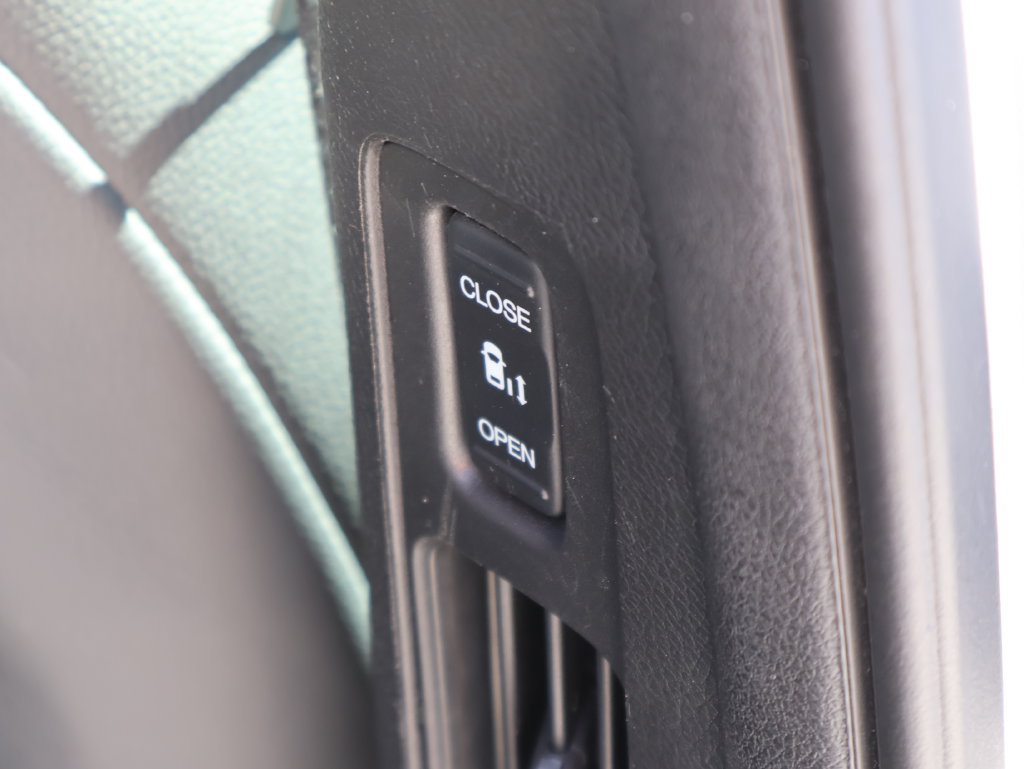 Used 2025 Honda Odyssey EX-L image 14