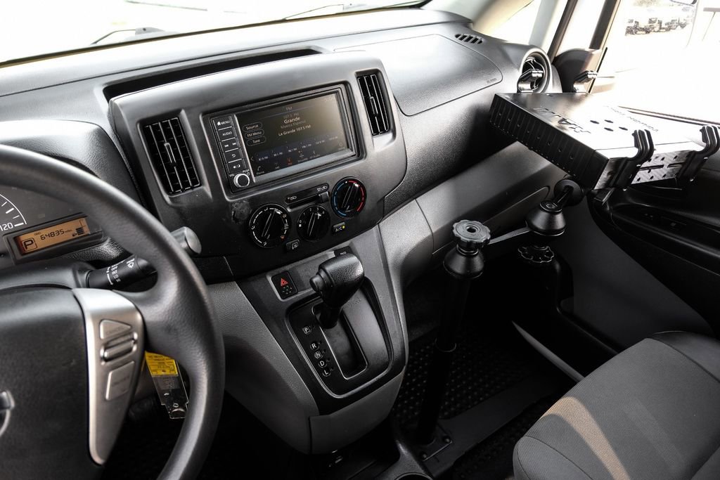 Used 2020 Nissan NV200 SV image 18