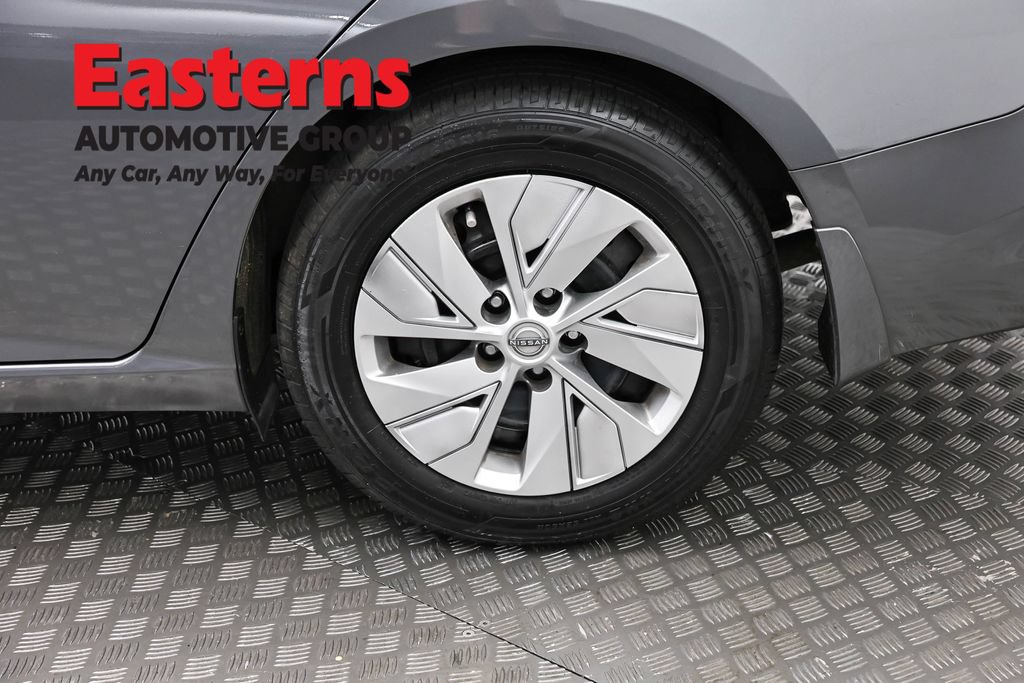Used 2023 Nissan Altima 2.5 S FWD image 32