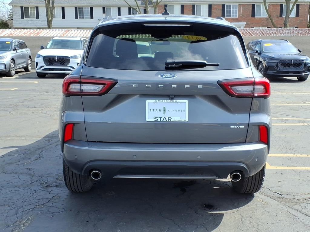 Used 2024 Ford Escape ST-Line w/ Tech Pack #1 image 6