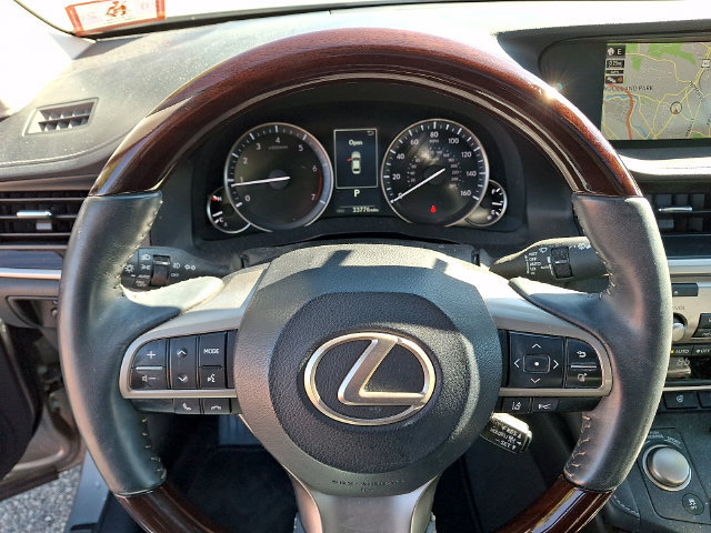 Used 2017 Lexus ES 350 w/ Luxury Package FWD image 20