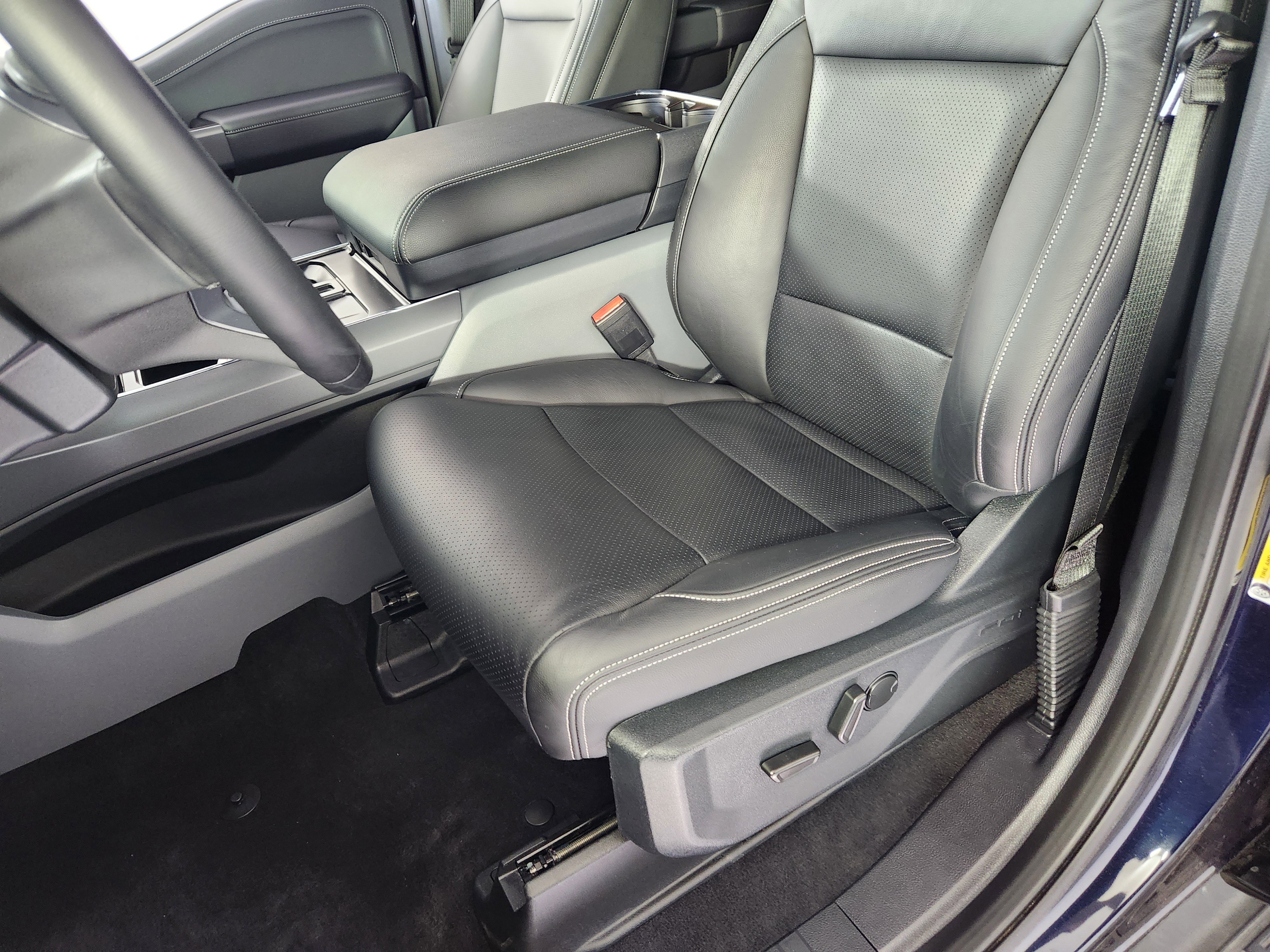 Certified 2025 Ford F150 Lightning Flash image 13